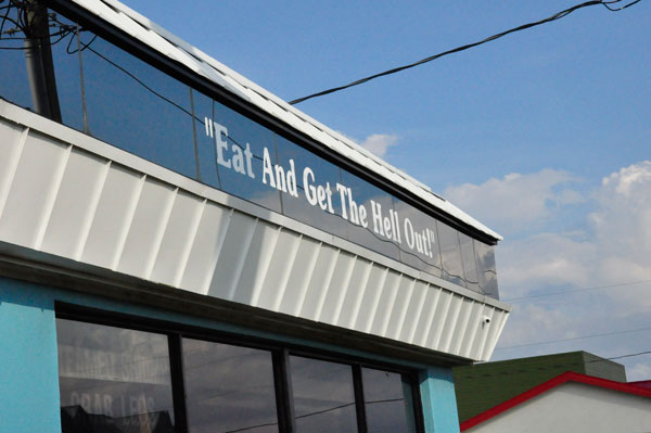 Bob's Grill - Eat and Get the Hell Out